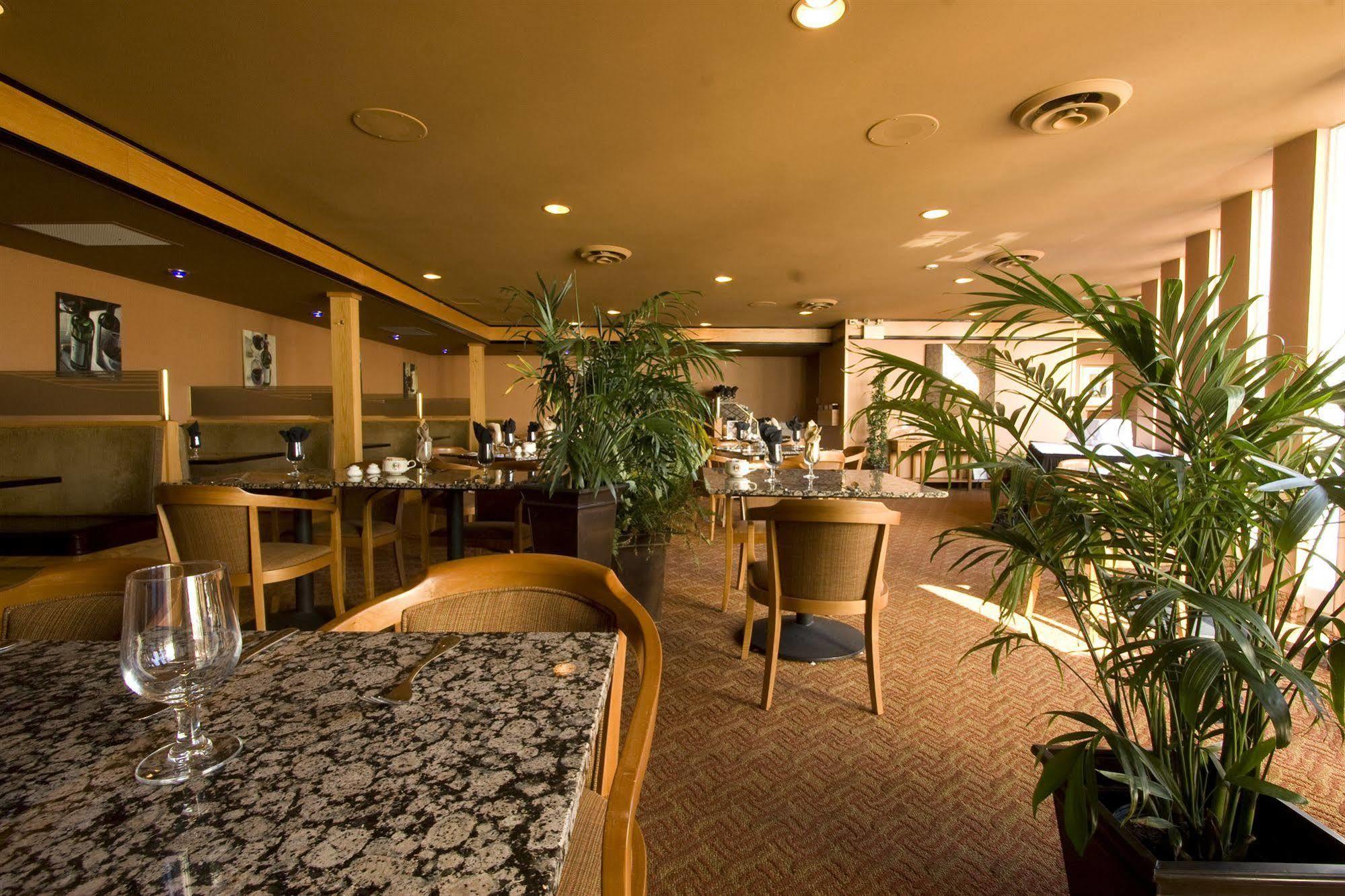 Hotel Coast Discovery Campbell River