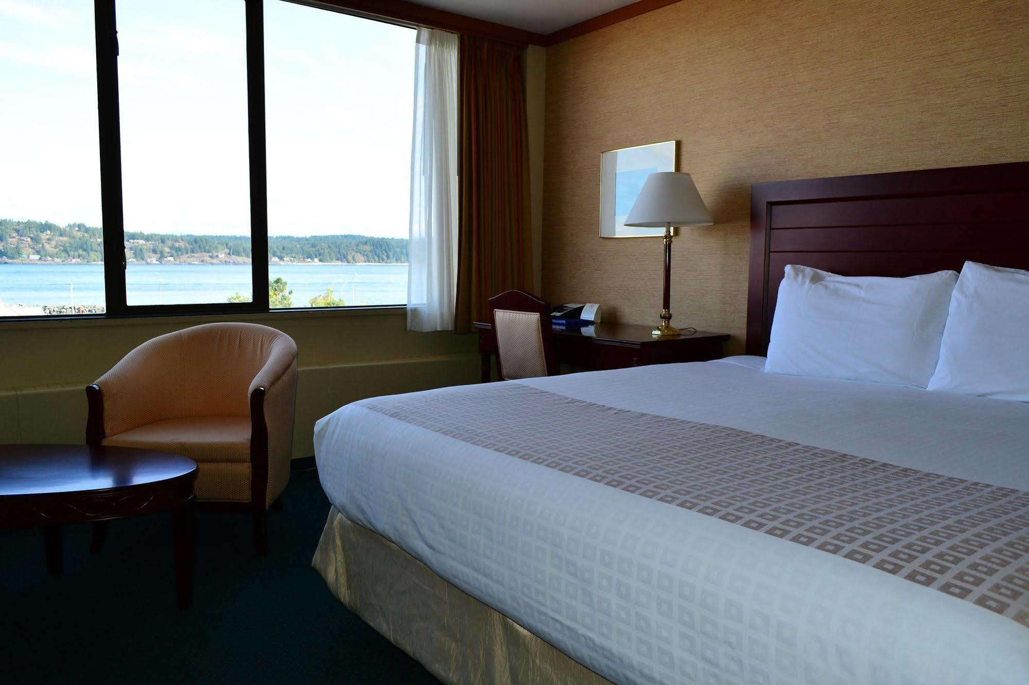 Coast Discovery Hotel 3*